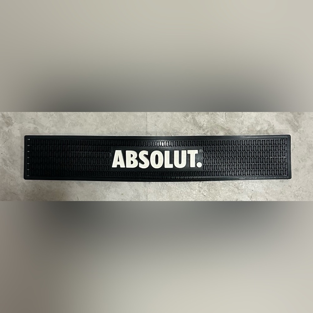 ABSOLUT VODKA BAR MAT, SPILL MAT, BLACK RUBBER WITH LOGO IN WHITE, NEW